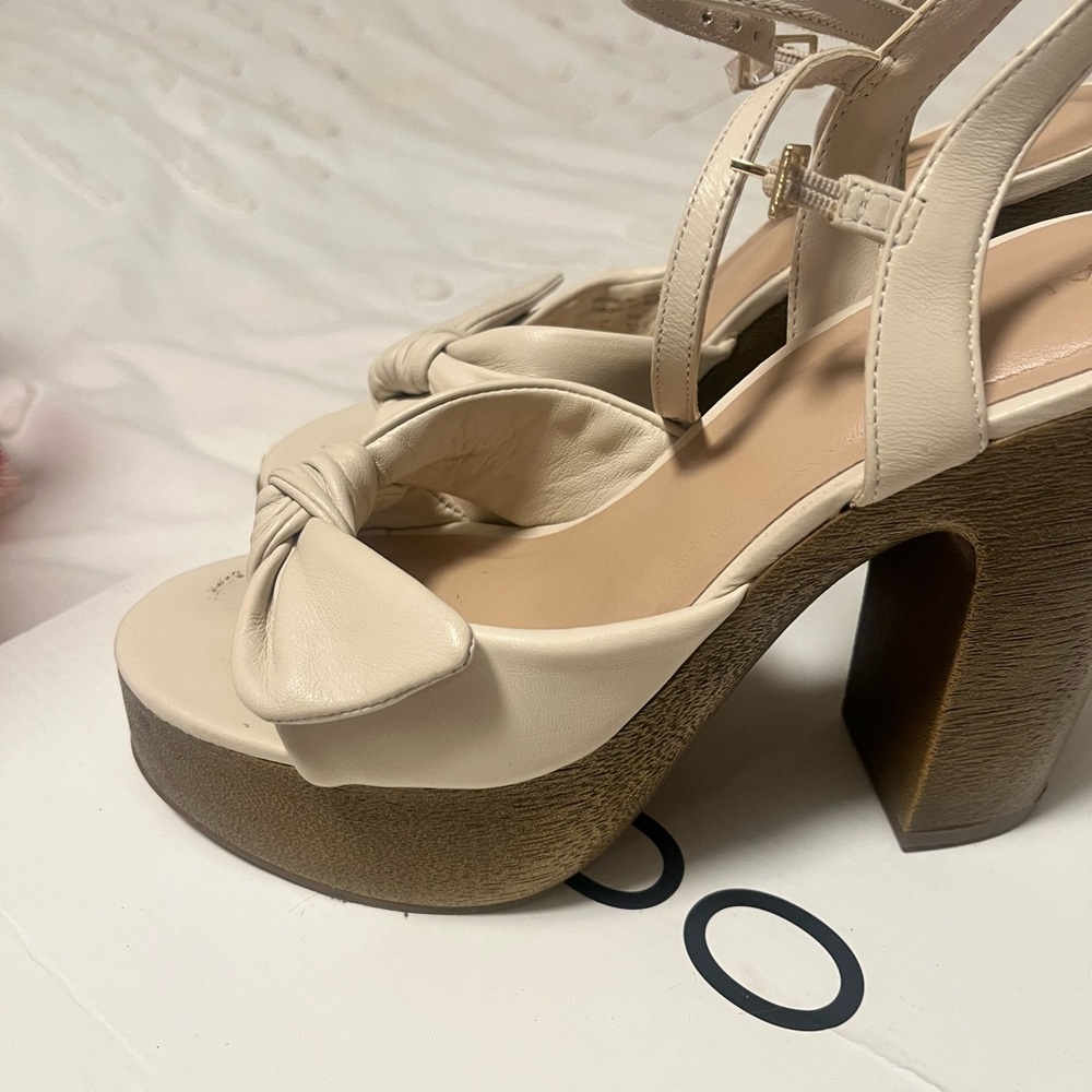 Aldo beautiful platform